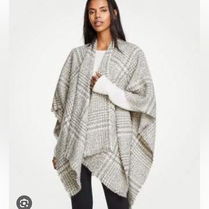 Beautiful Ann Taylor Shawl